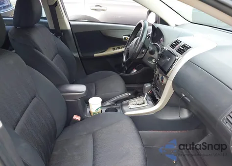 2011 Toyota Corolla S из США, поврежденный, VIN 2T1BU4EE9BC670566